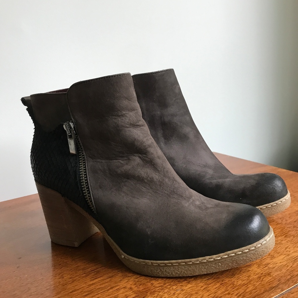 Sundance Ankle Bootie Brown Zip Low Boot Cute